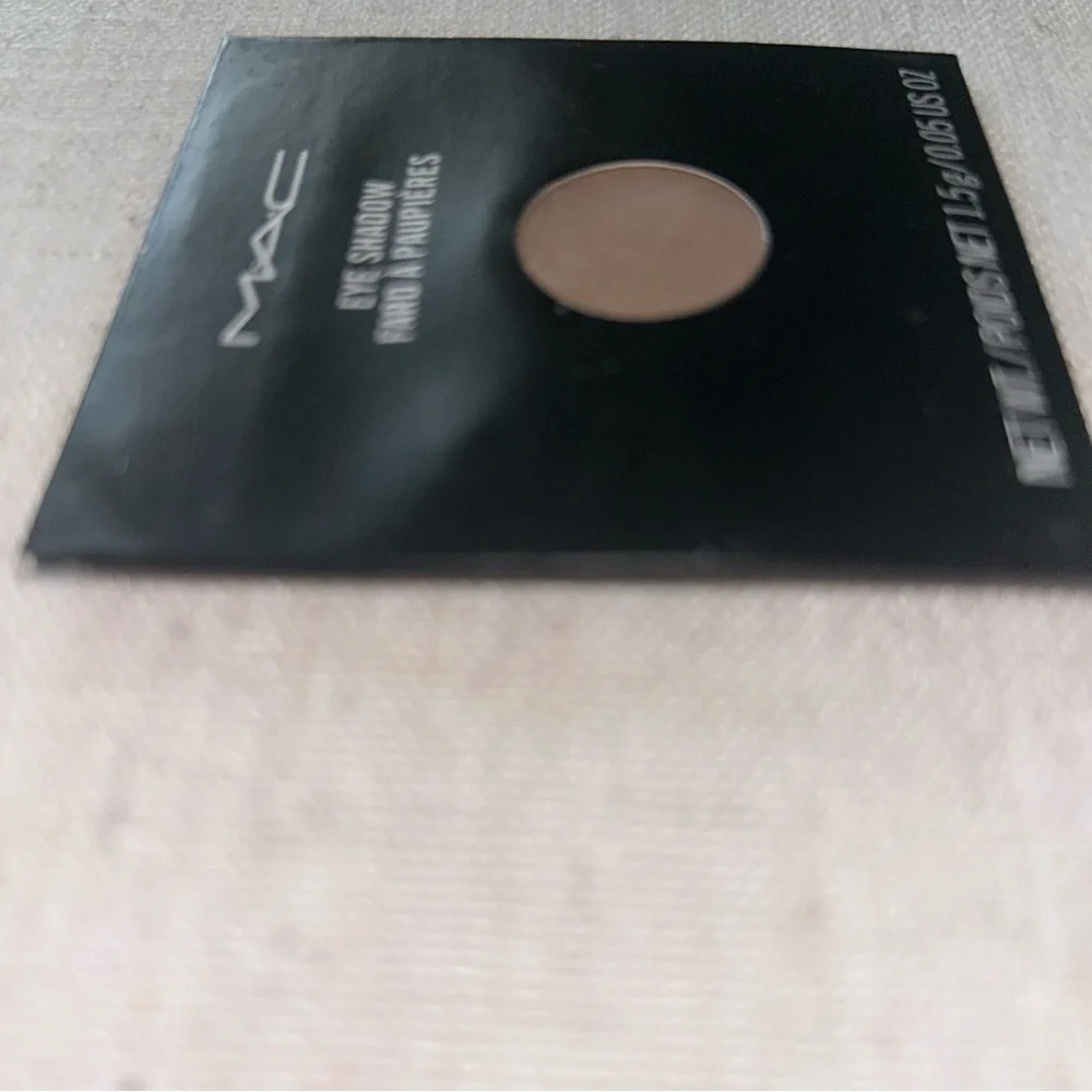 MAC eyeshadow Omega D49‎